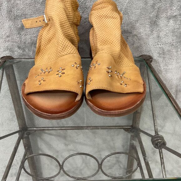 Miz Mooz Fifi Women's Sandals US 9.5-10 W (wide) Brown Wheat Leather - Picture 2 of 14